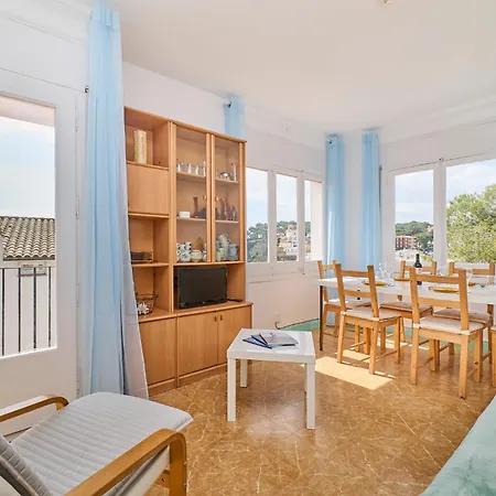 1xic 2 Apartment
