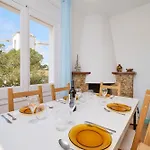 1afriona -