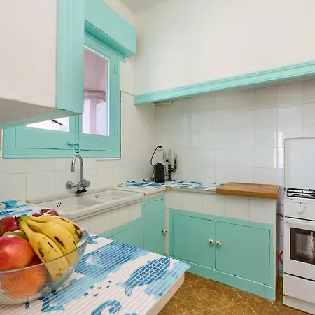 1afriona -